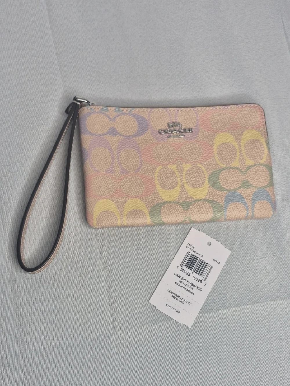 COACH Corner Zip Rainbow Signature Wristlet NWT - Picture 6 of 11